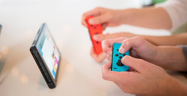 Playing Nintendo Switch in Tabletop mode