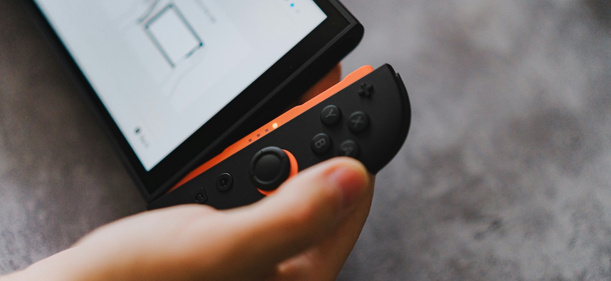 Holding Switch 2 Joy-Con 2